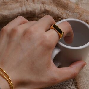 Women's Slim Bar Minimalist Ring SZ 8